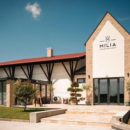 Milia Wine & Event Resort Dunajský Klátov Bagian luar foto